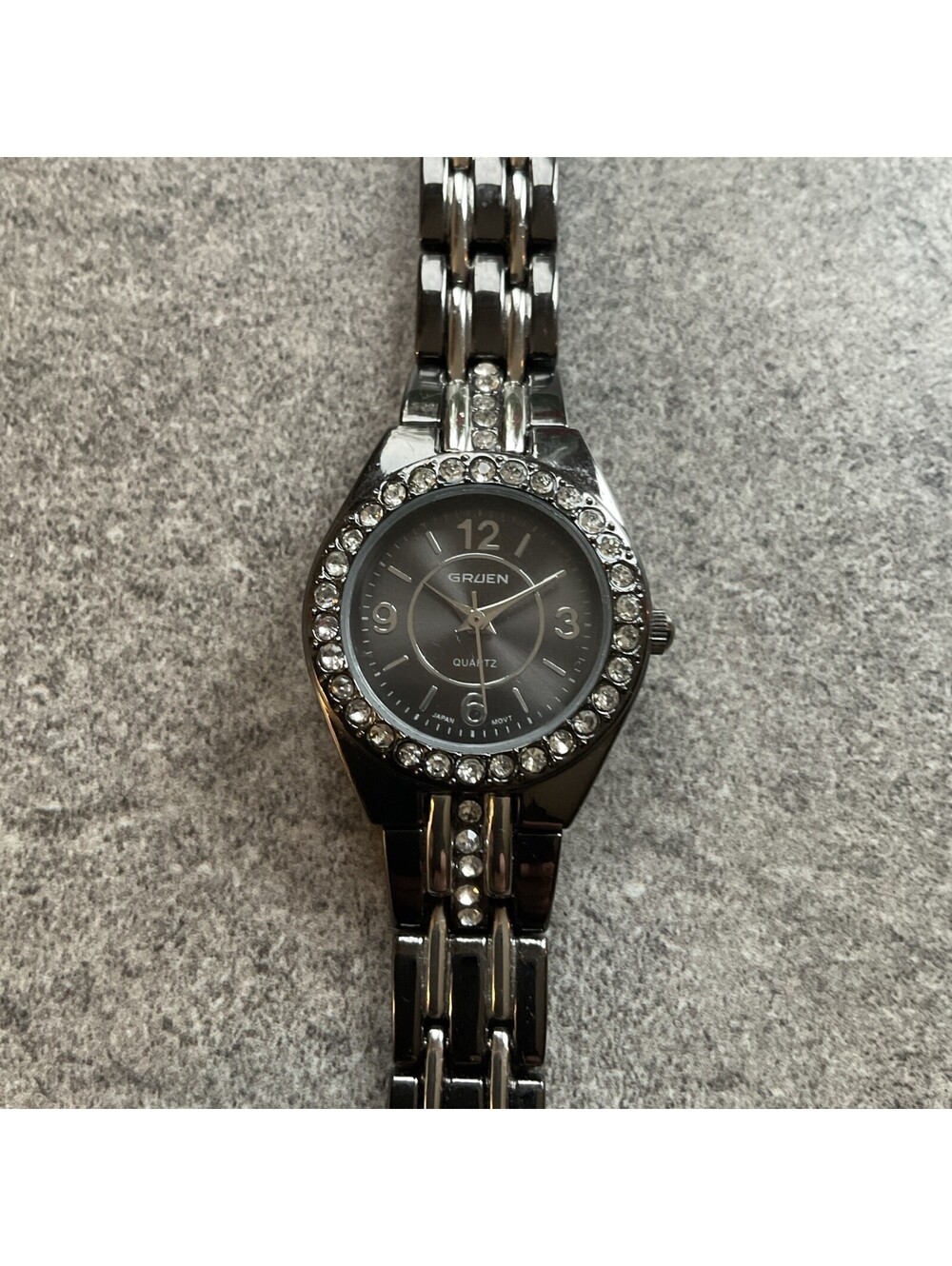 Beautiful Gruen Womens Watch 27mm Gunmetal Case/Band Crystal Accent Bezel B-I